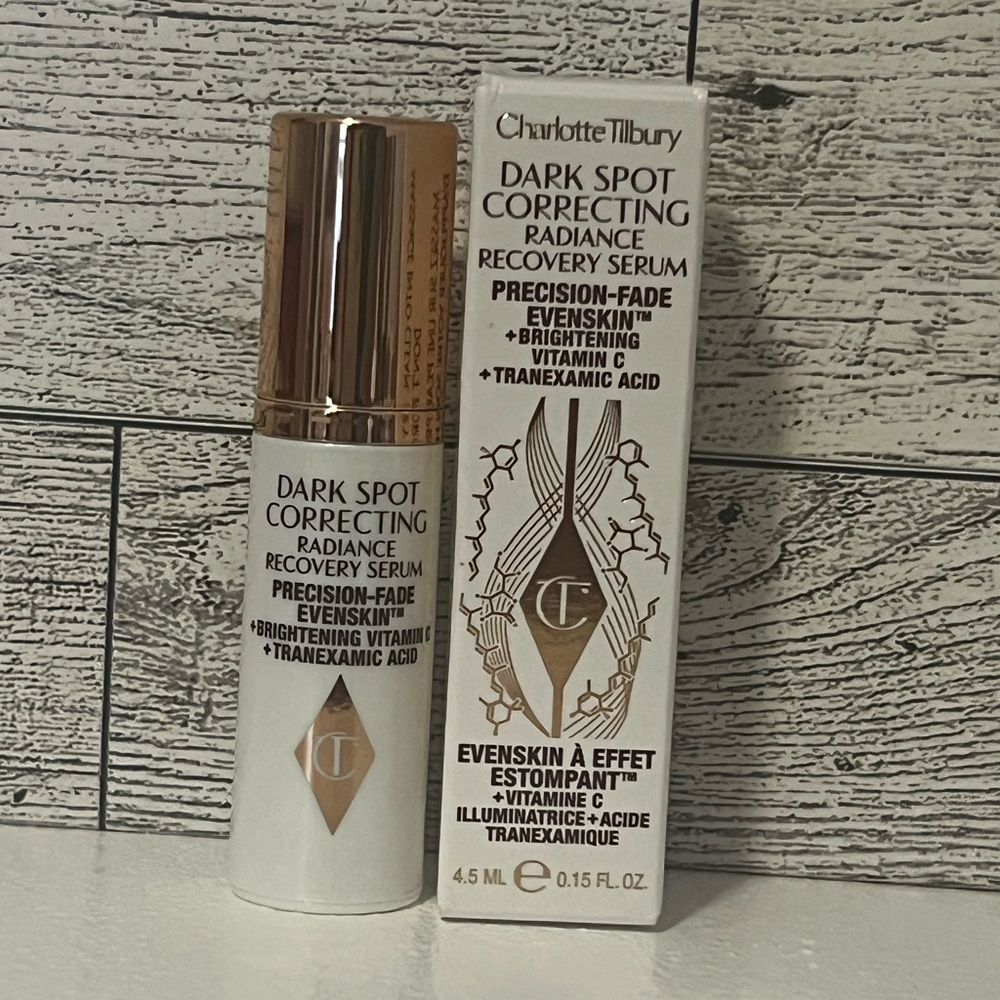 Charlotte Tilbury Dark Spot Correcting Radiance Recovery Serum